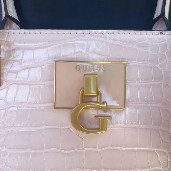 NEW GUESS WOMENS STEPHI GIRLFRIEND SATCHEL